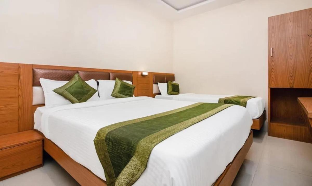 מומביי Hotel Volga Plaza מראה חיצוני תמונה